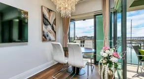 Die Sunset Suite - Sebel - Image 3