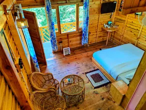 Mid Conifer Cottage - Image 2