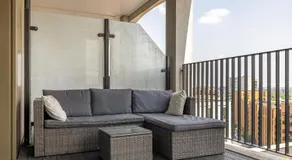 Spacious modern 1 bed Apartment. - Image 2