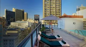 Adderley, City Centre pad - KING BED - 62sqm - Pool-parking-WiFi60Mbps-CTICC - Image 3