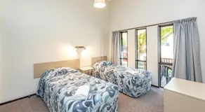 Riverside Motel - Image 5