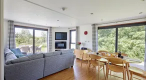 Beckington Lodge - Image 2