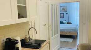 Margaret Boulevard Apartment - with balcony - Image 2