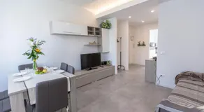 GuestHost - Milano Business Balcony Flat - Image 2