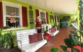Madie's Place Guest House - Image 4
