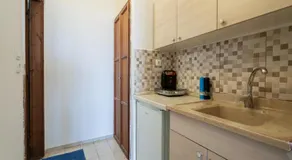 House Mistral - Image 5