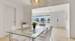 2710 · Heated Pool 7 Beds 5 Baths Sleep 15 Park 4 Car - Image 5