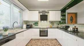 S&T VILLA - Image 4