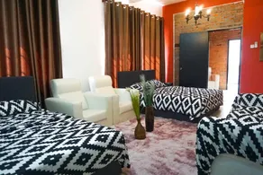 D Pine Villa - Image 2