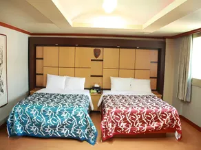 Paradise Spa Hotel - Image 2
