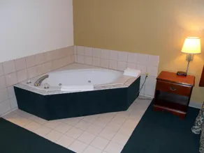Country Hearth Inn & Suites Dawson - Image 5