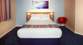 Travelodge Shrewsbury Bayston Hill - Image 5