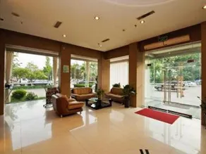 Jinjiang Inn Linyi Railway Station - Image 2