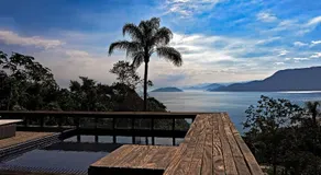 Glass House de luxo 250m² com jacuzzi e vista para o mar em Ilhabela - Image 5
