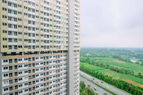 Modern Look Studio LRT City Sentul - Royal Sentul Park Apartment By Travelio - Image 3