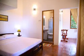 Breez Holiday Home - Kandy - Image 2