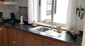 Welcoming apartment with mountain view - Image 5