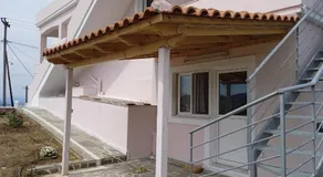 Σπίτι στο βουνό αλλά μια ανάσα από τη θάλασσα - Image 4
