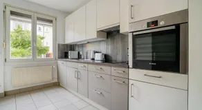 Olive Suite Zürich - 90 qm, 3 Schlafzimmer, Balkon & moderne Küche - Image 3