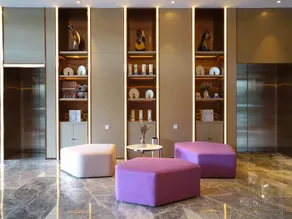 Lavande Hotel Shanghai Jing'an Shibei Gaoxin - Image 2