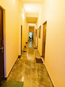 Hotel Rambhoomi Ayodhya - Image 3