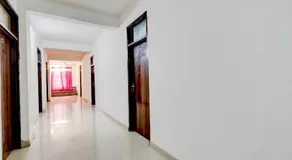Hotel O Royal - Image 4