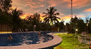 Rustic Homeaway - Stay with the local - Image 3