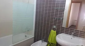 Apartamento Viveiro, Terraza Grande, 2 dormitorios 2 baños, piscinas, parking, tenis, club social - Image 2