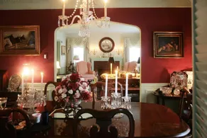 Moore House Bed and Breakfast - Image 3