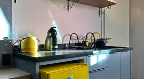 La vita hospedaria studio amarelo - Image 4