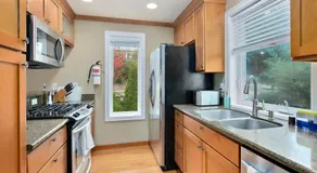 Perch - Cozy Ensuites - Image 5