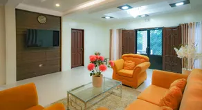 Maria Heights - Image 2
