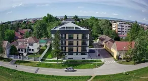 Riverside - Image 5
