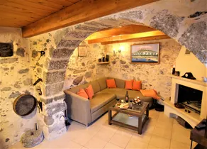 Afroditi Traditional Villa - Image 4