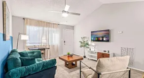 Solara Apartments Spacious 2BR Apartment Sleeps 6 Pet-Friendly - Image 2