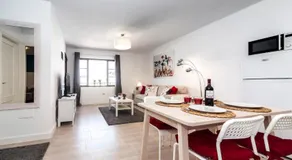 Luxury Beach Apartments - Image 4