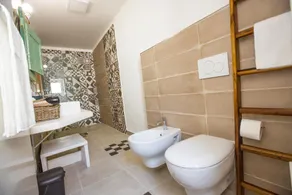 Capperi !! Holiday Rentals - Image 3