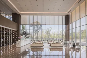 Wuhan Lin Konggang Exhibition Hotel - Image 4