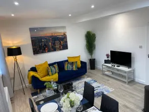 Stylish Apartment in Watford - Image 4