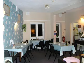 Abbey Lodge Hotel - Image 5
