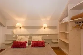 Logis Hotel Etchemaite - Image 2