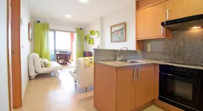 Global Vacacional, Apartamento con terraza y piscina en la playa de Canet - Image 3