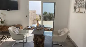 Luxury studio, sea view, pool - Image 4
