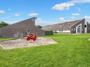 6 person holiday home on a holiday park in Hemmet - Image 3