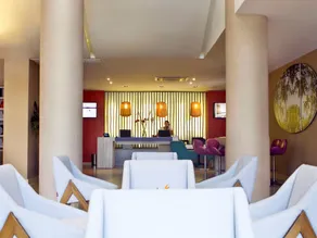 Courtyard by Marriott Santa Marta Resort - Image 5