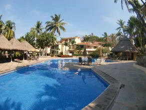 Villas Manzanillo with Beach Club - Image 4