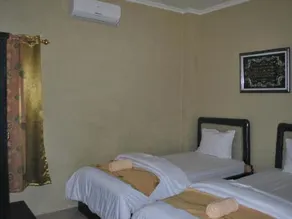 Grand Lambhuk Hotel - Image 3