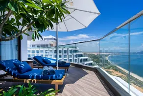 Mandala Long Beach - Image 2