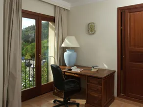 Romantic villa with pool in the center of the beautiful Valldemossa - Image 2