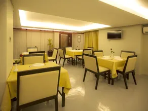 Shwe Pyi San Yar Hotel - Image 4